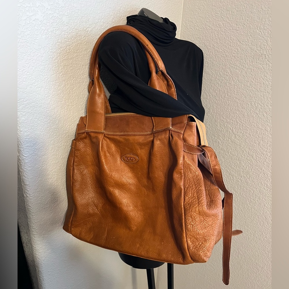 TOD’S leather purse bag Vintage brown camel